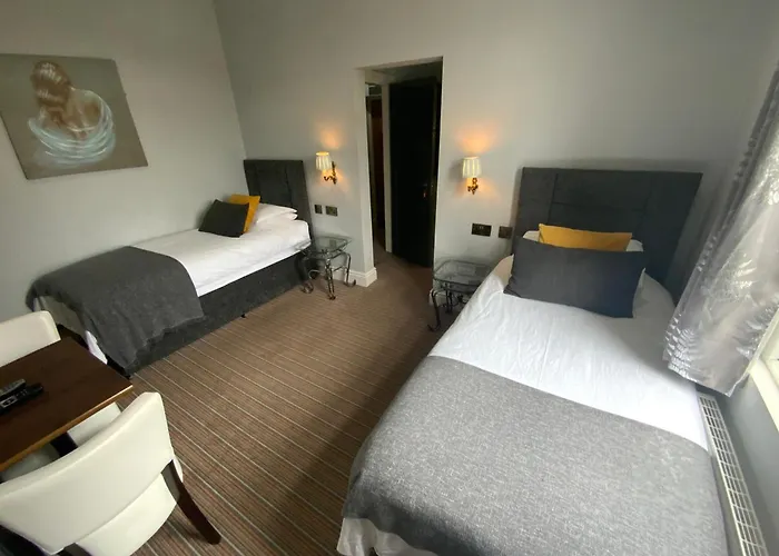 Wheldale Hotel
