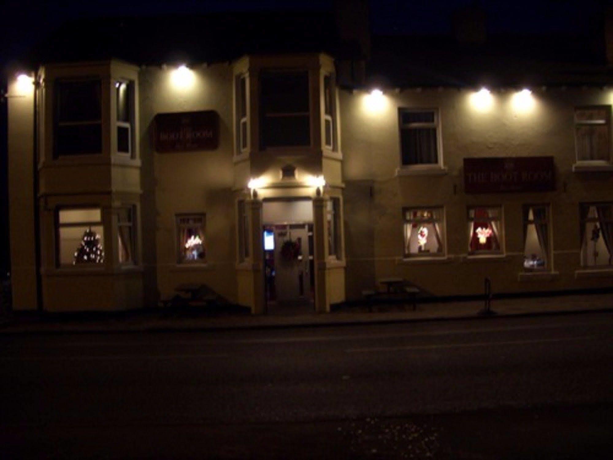 Inn Wheldale 2*