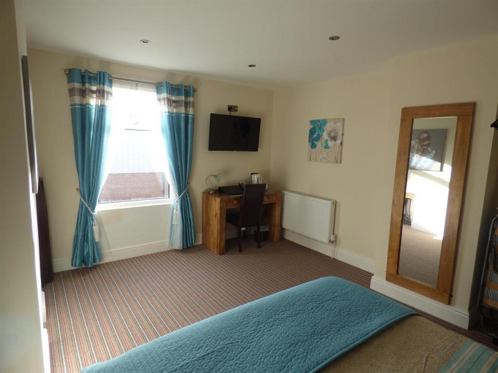 Inn Wheldale 2*